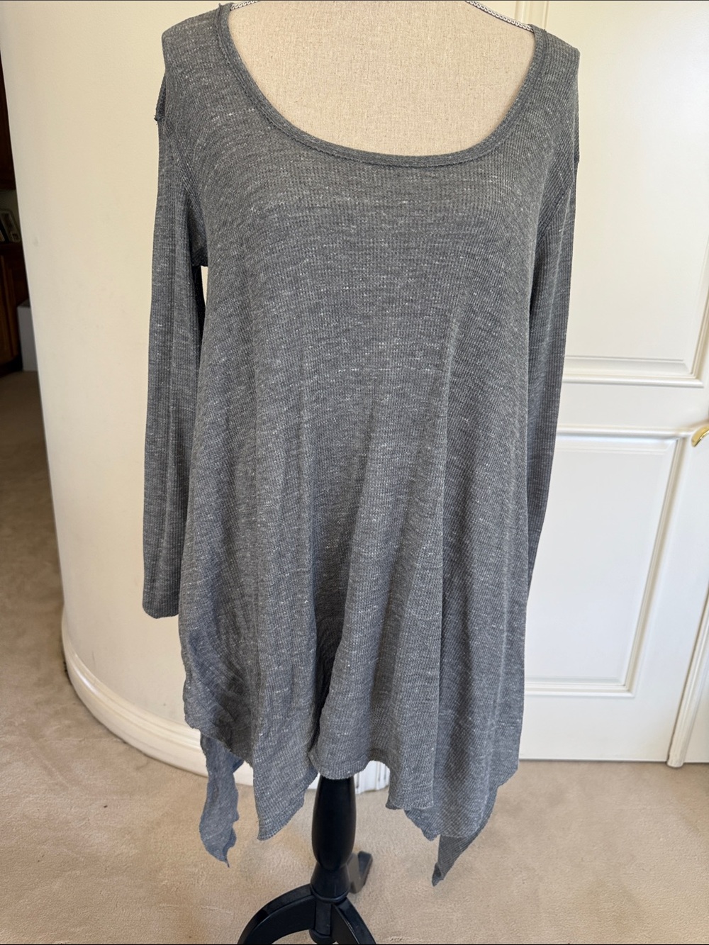 Free People Gray Long Sleeve Scoop Neck Tunic